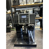 Кофемашина DeLonghi ESAM 420.40 B Perfecta Evo